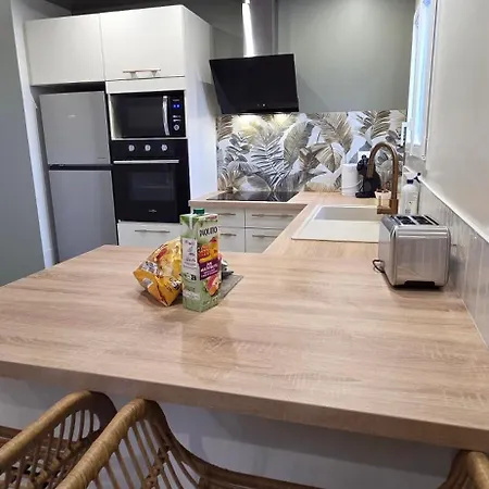Holiday home Maisonnette Moderne Avec Terrasse 10 Min Cnpe Dunes