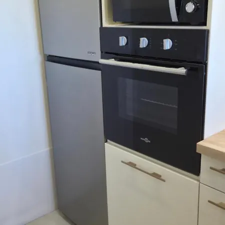 Maisonnette Moderne Avec Terrasse 10 Min Cnpe